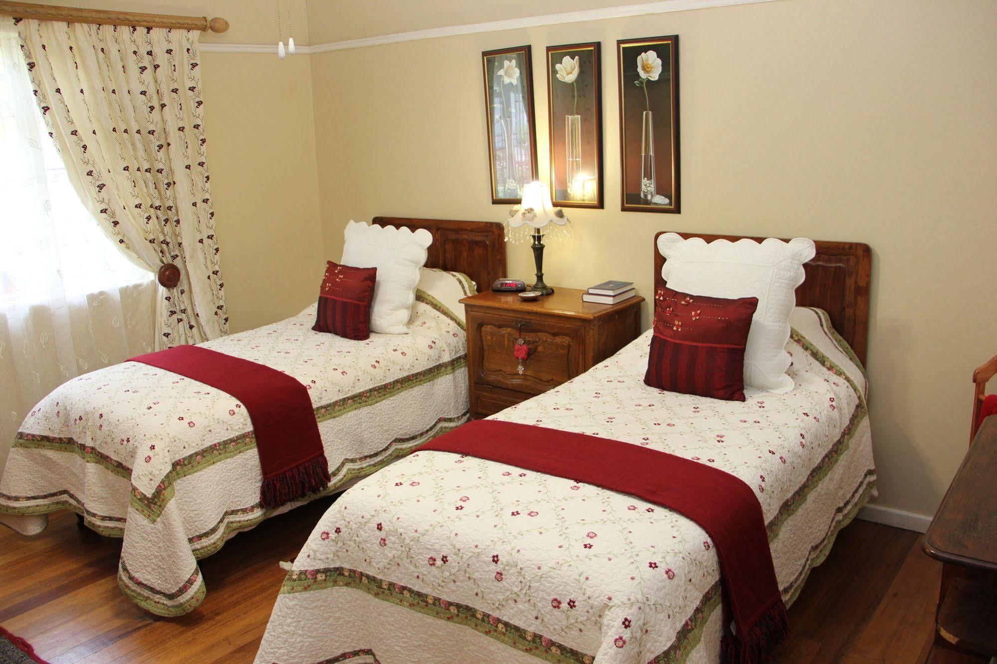 Beau & I Bed & Breakfast Graaff Reinet Ngoại thất bức ảnh