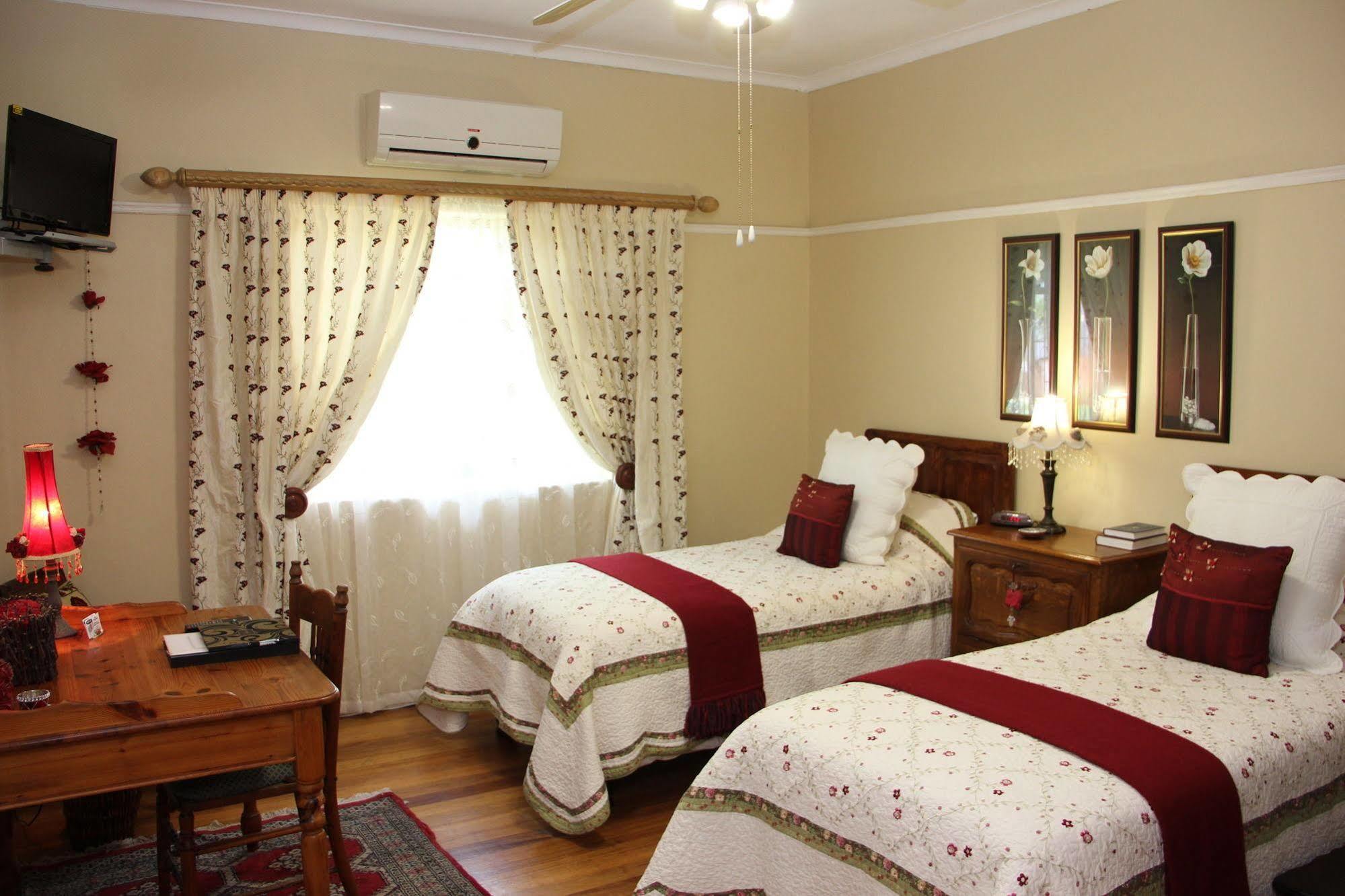 Beau & I Bed & Breakfast Graaff Reinet Ngoại thất bức ảnh