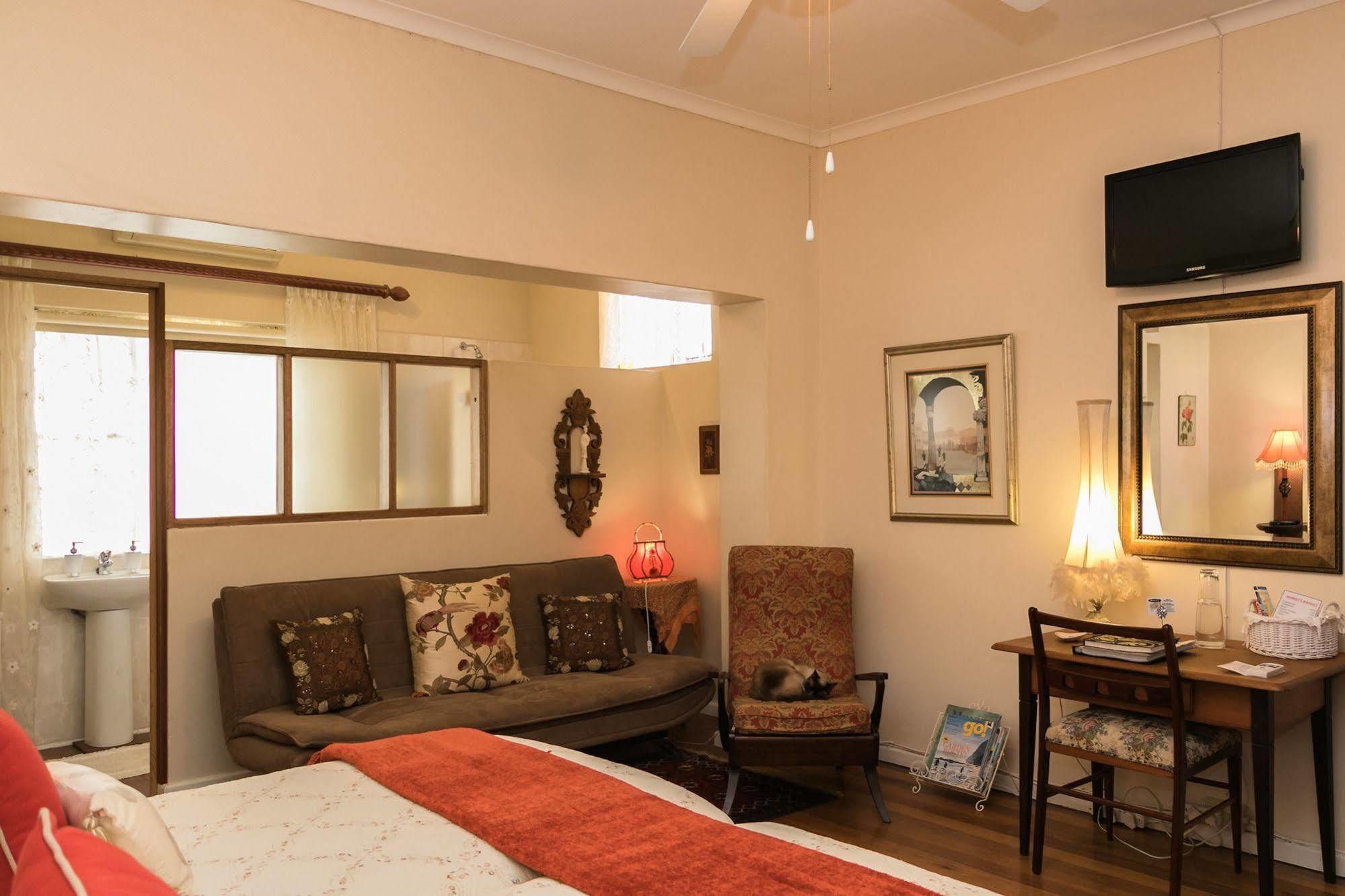 Beau & I Bed & Breakfast Graaff Reinet Ngoại thất bức ảnh